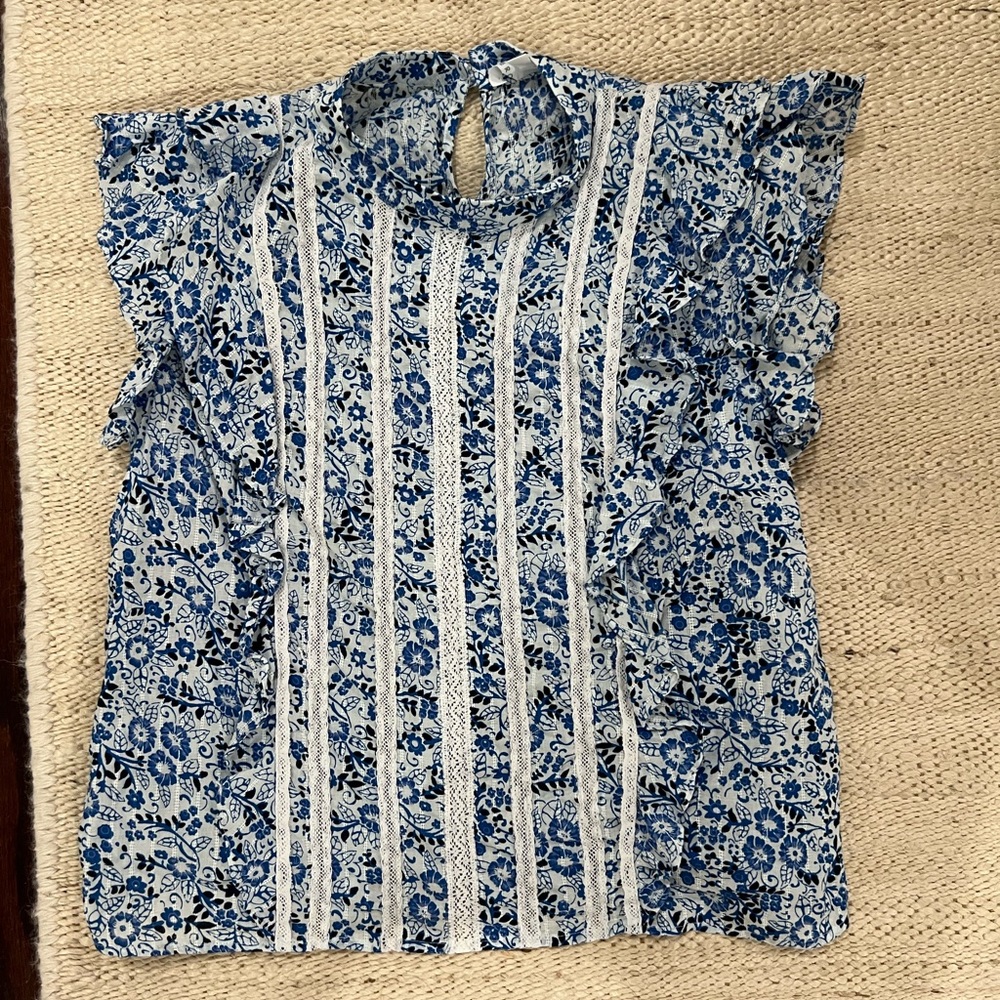 Verónica Beard Top Size 8 blue black and white with lace detail